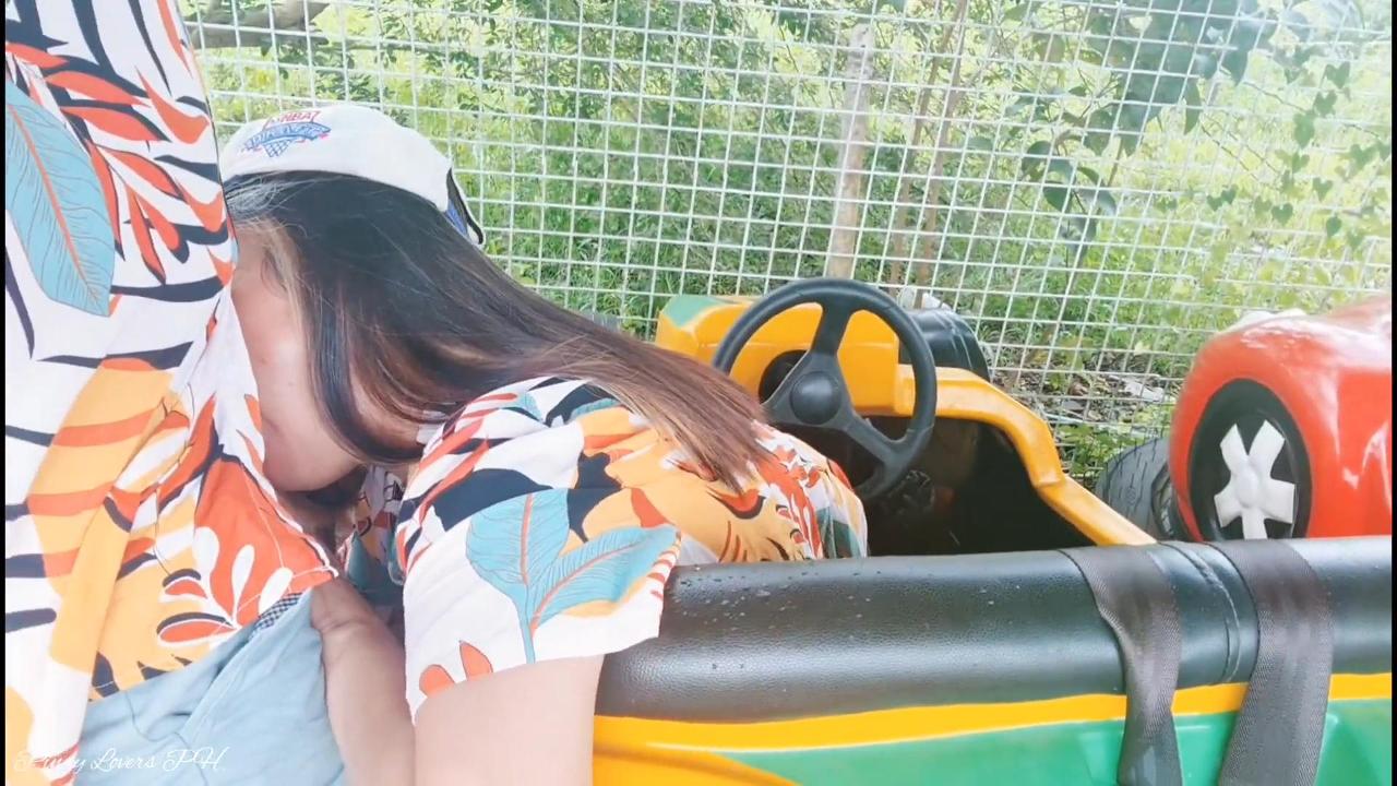 Manila Risky Outdoor Sex in Amusement Park